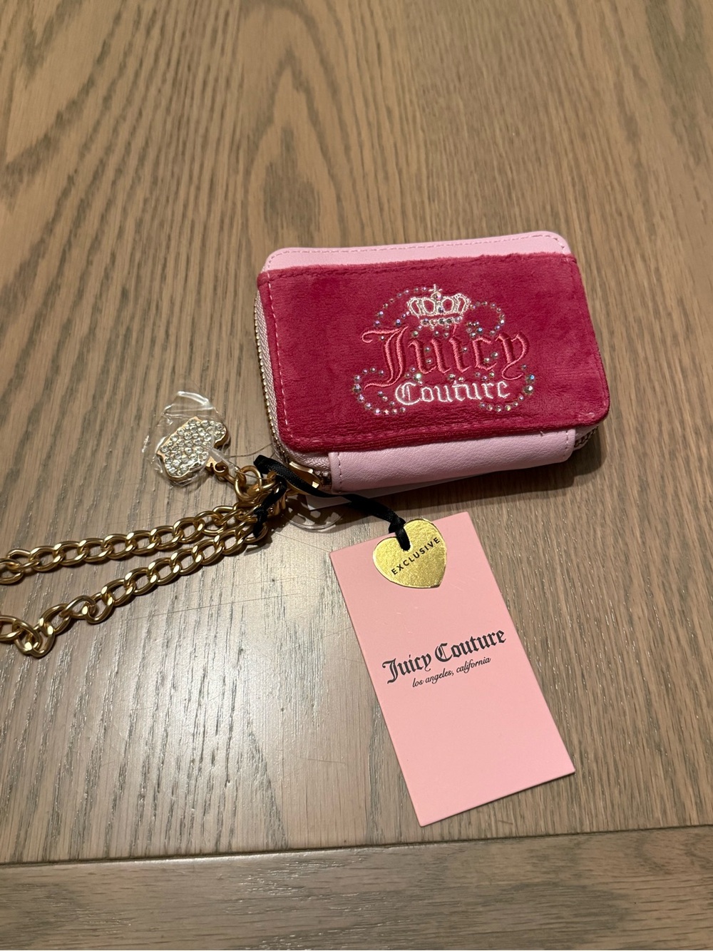Juicy Couture BNWT Exclusive Pink Velour Wallet / Card Holder w Chain Charm
